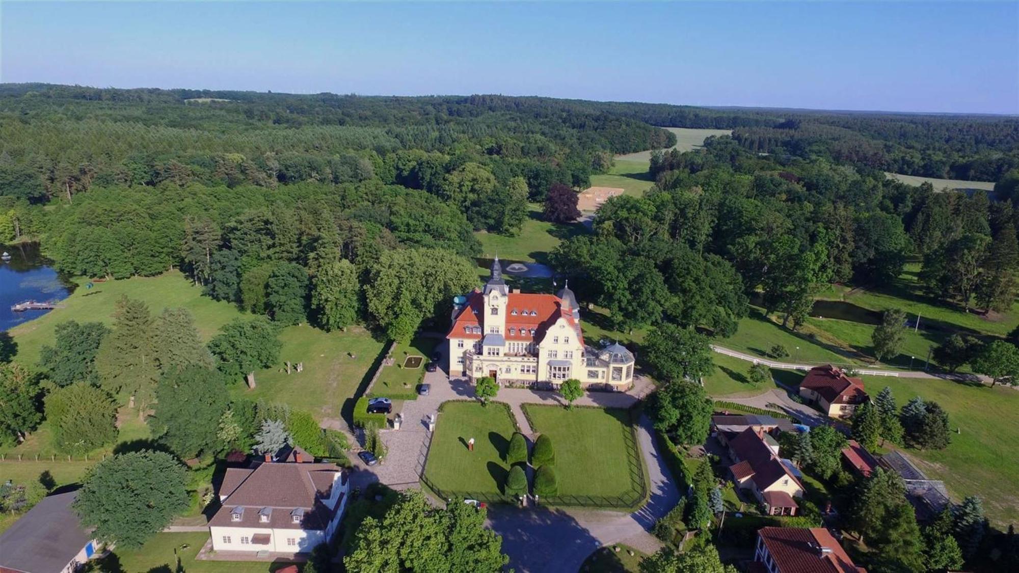 Bernsteinschloss Wendorf  Exteriér fotografie